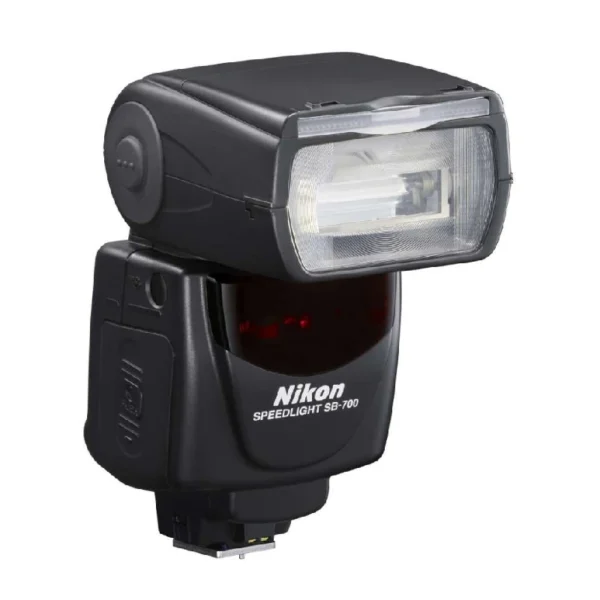 NIKON SB-700