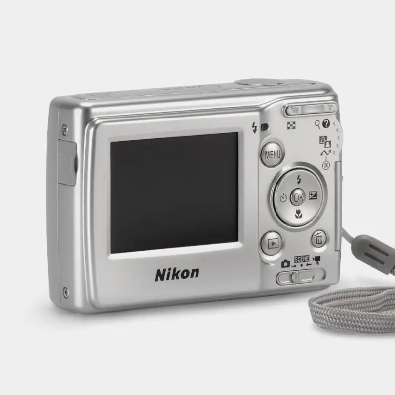 Nikon Coolpix L10